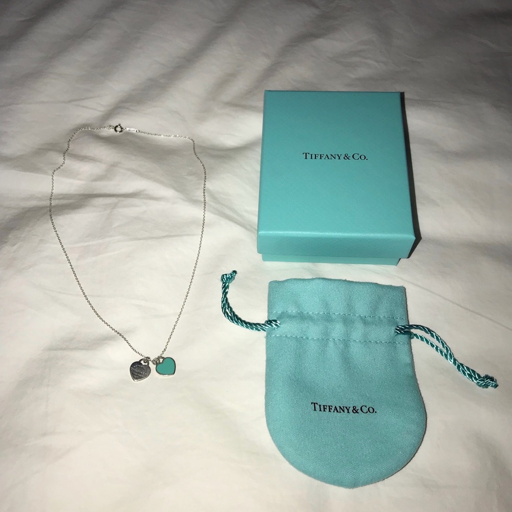Tiffany & Co. mini double heart tag pendant